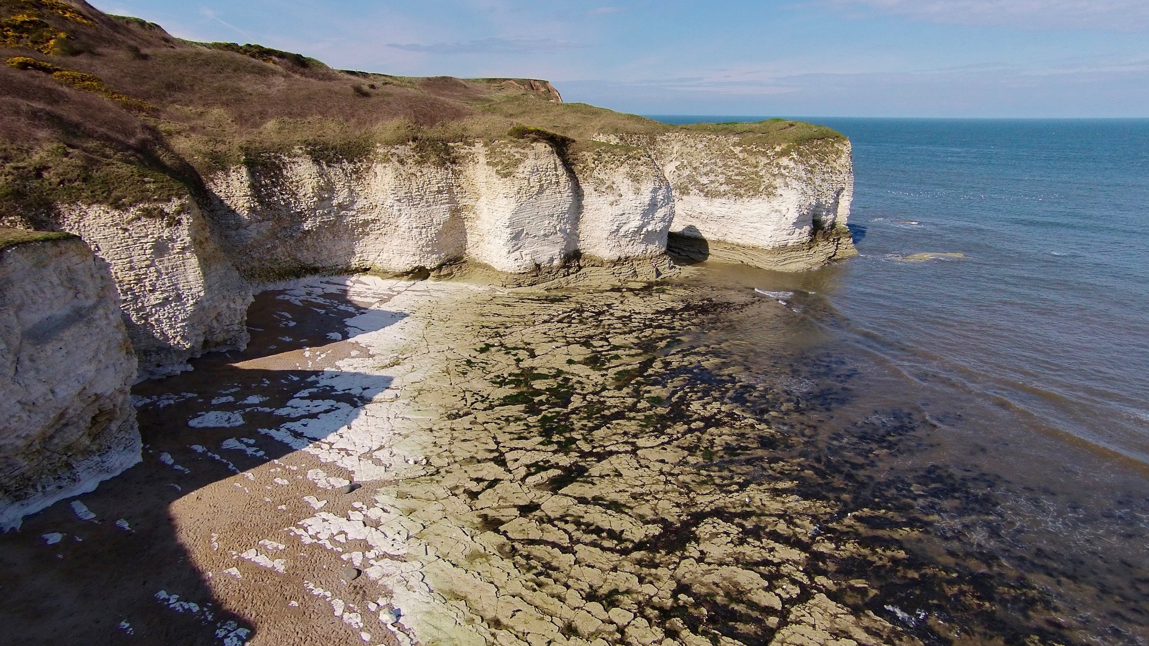 Selwicks Bay, Flamborough Geography