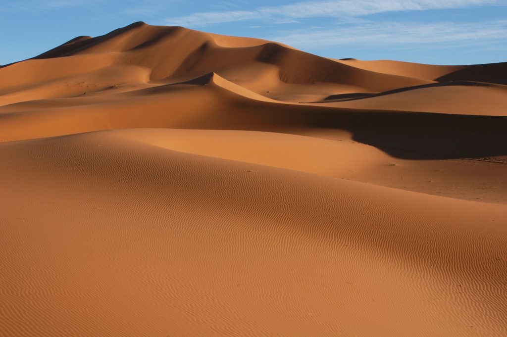 Chancen und Herausforderungen in der Wüste Sahara - Internet Geographie