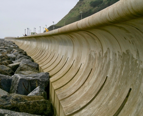 Recurved sea wall at Scarborough