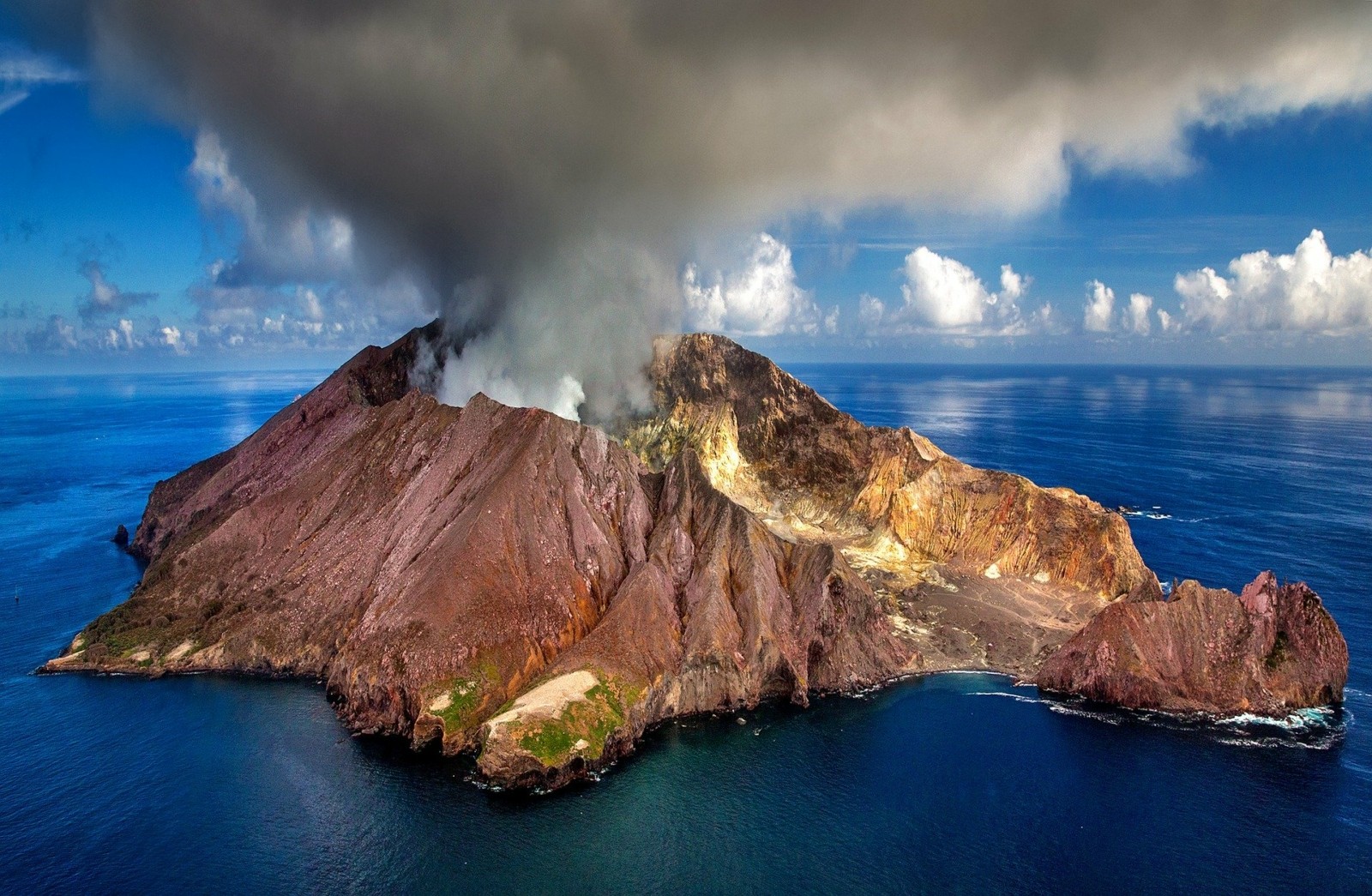 White Island Volcano Case Study - Internet Geography